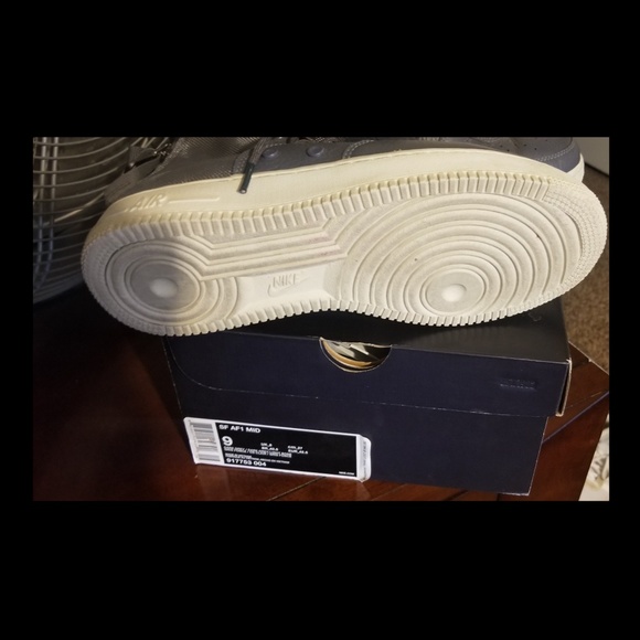 Nike SF Air Force 1 Mid Dark Grey - Picture 3 of 3